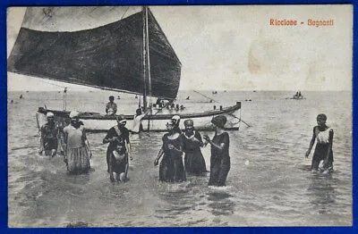 RICCIONE Bagnanti animata no viaggiata anni 20 f/p #20698