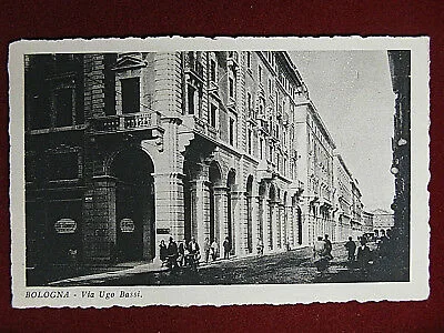 Bologna Via Ugo Bassi anni 10/20 non viaggiata #13570