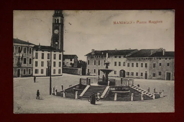 MANIAGO Piazza Maggiore viaggiata anni 10 f/p #14249