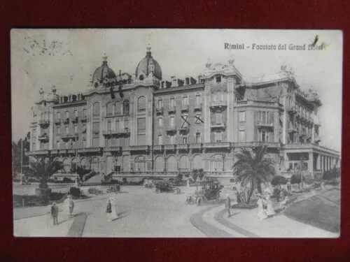 Rimini Facciata del Grand Hotel anni 10 viaggiata animata automobili #12962