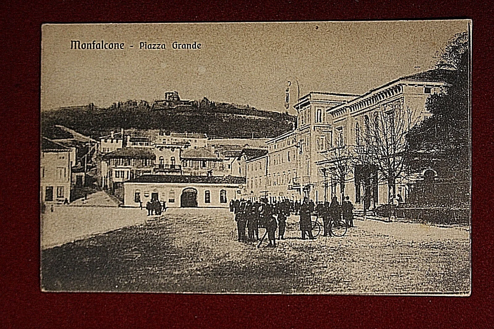 MONFALCONE  Piazza Grande animata, viaggiata 1928 #14325