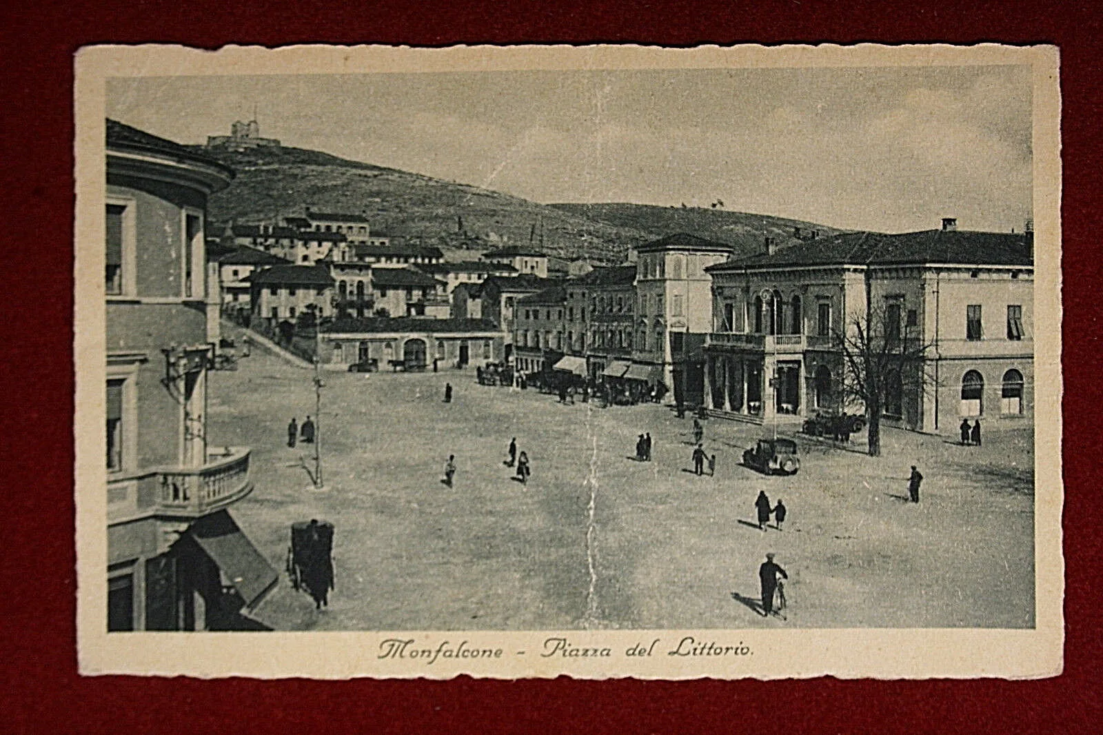 MONFALCONE Piazza del Littorio  animata, anni 30, viaggiata #14333