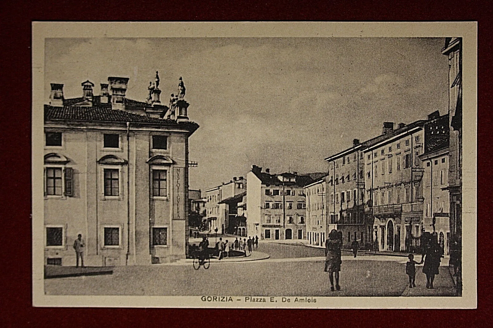 GORIZIA Piazza De Amicis animata no viaggiata anni 40 #14346