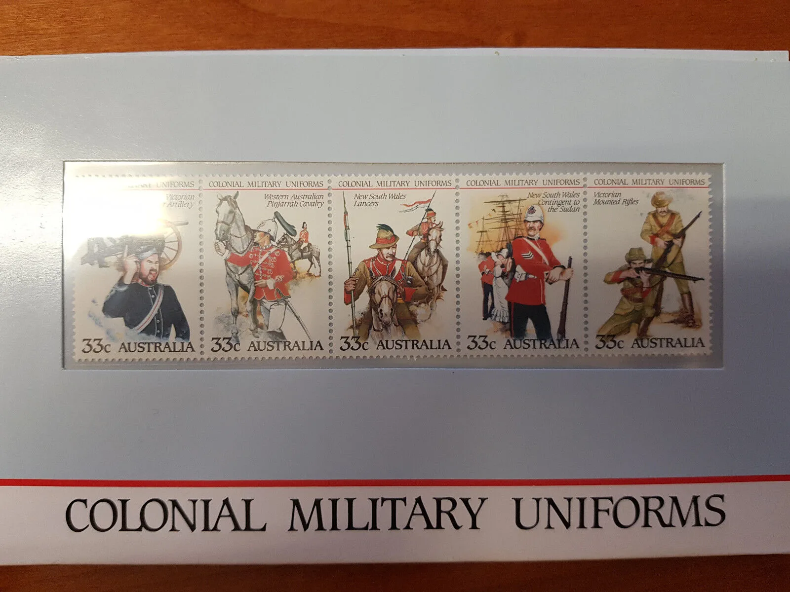 Francobolli AUSTRALIA 1985 SERIE UNIFORMI COLONIALI 5 VALORI NUOVI #F250