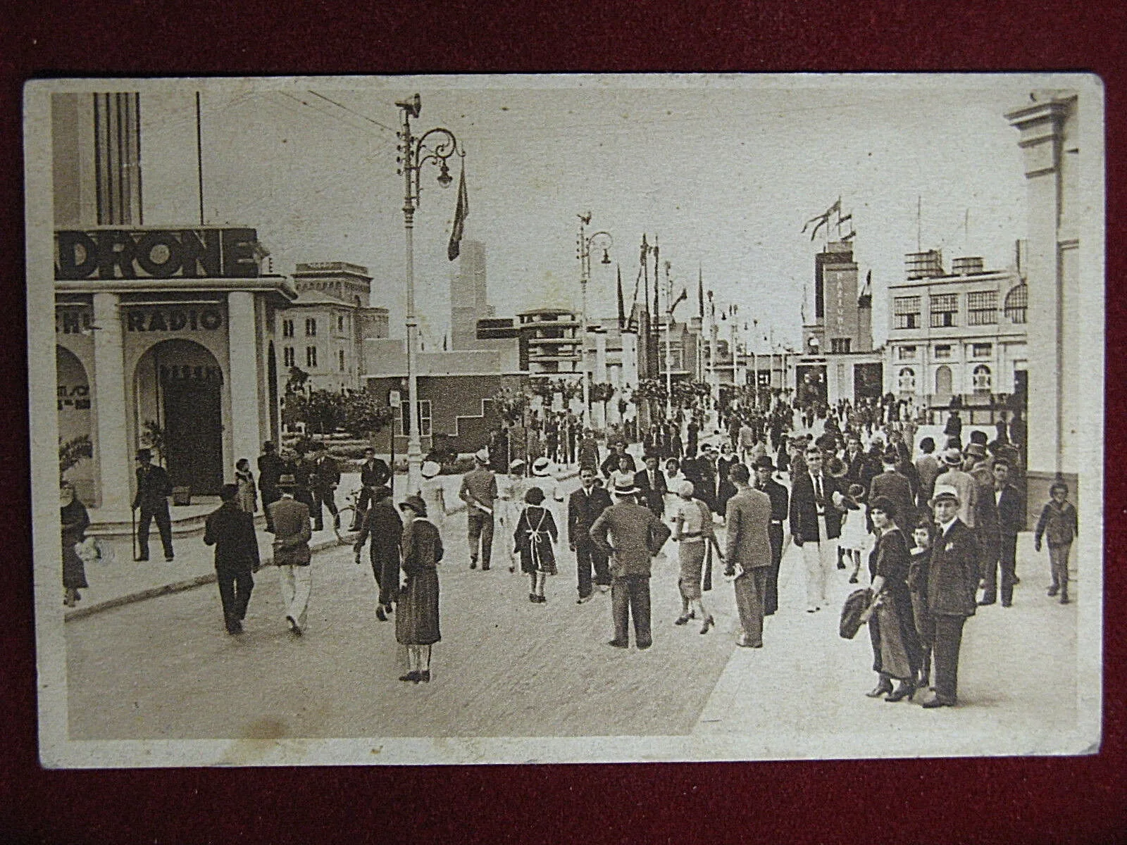 BARI Fiera del Levante Viale Adriatico anni 30 viaggiata animata #12579