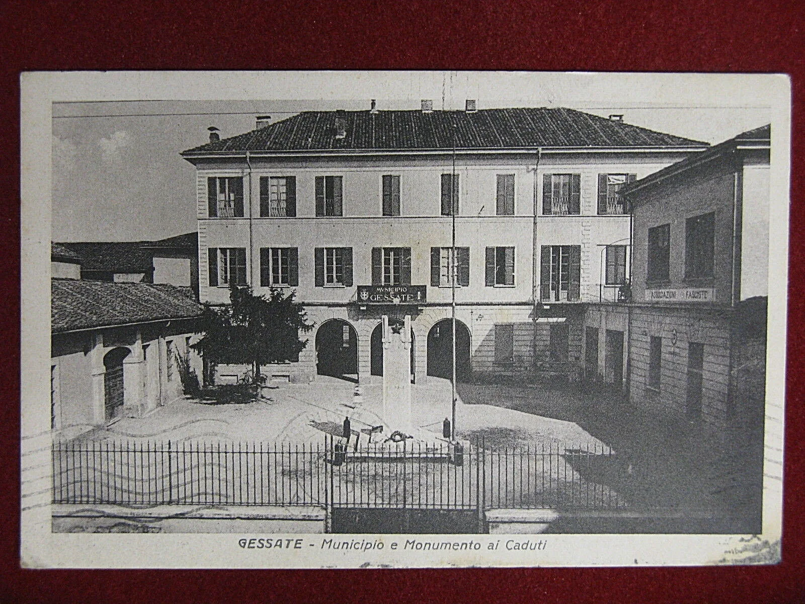 Gessate Municipio e Monumento ai Caduti  anni 50 viaggiata #13079