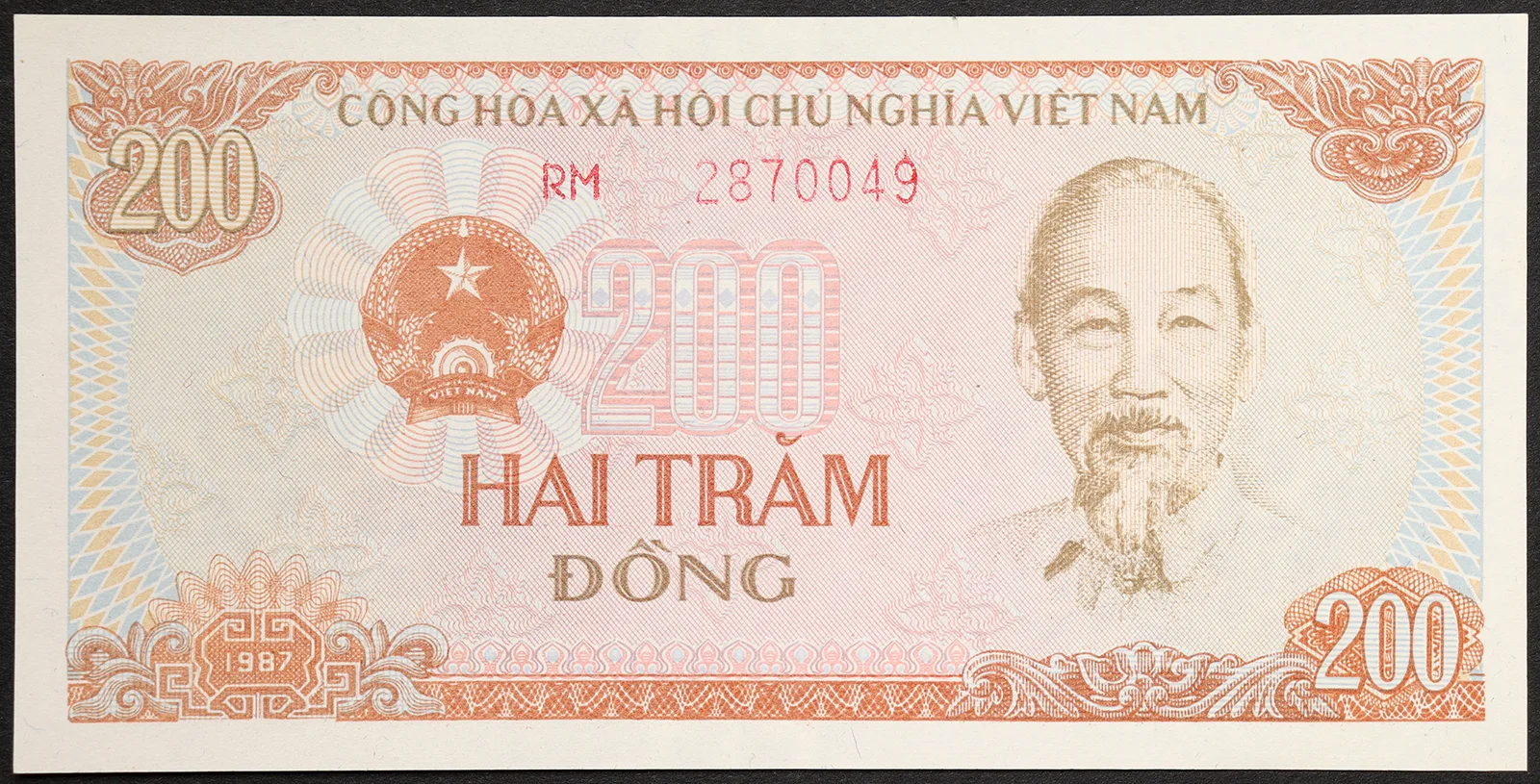 Vietnam 200 Dong 1987 FDS Pick#100 #B543