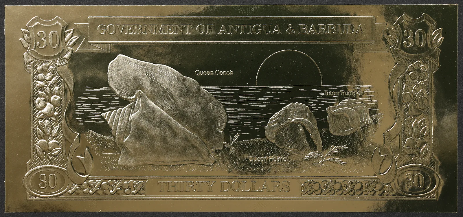 ANTIGUA e BARBUDA 30 Dollari 1981 in lamina d’oro #B1137