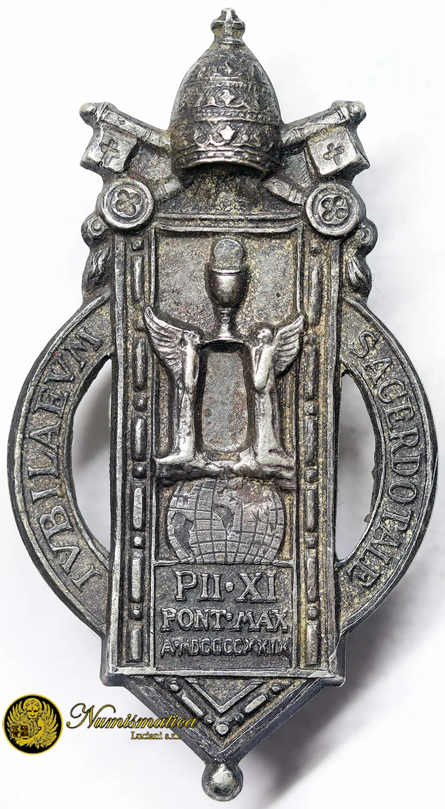 DISTINTIVO PIO XI GIUBILEO SACERDOTALE 1929 38x5x21 mm – Lorioli Castelli #C157