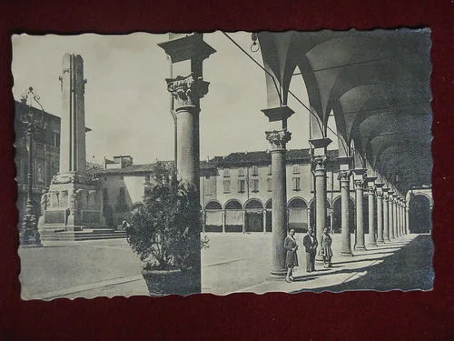 IMOLA Portici e Piazza Vittorio Emanuele animata viaggiata anni 40 #9861