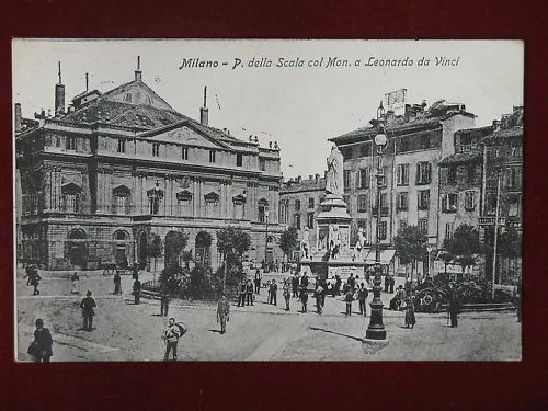 MILANO PIAZZA DELLA SCALA ANIMATA NON VIAGGIATA #5098