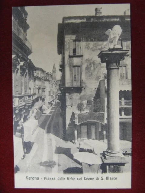 Verona Piazza delle Erbe col Leone di S. Marco anni 20/30, non viaggiata #11818