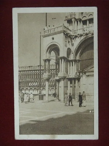 VENEZIA Piazza San Marco animata non viaggiata “900 #10012