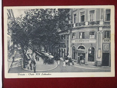 TRIESTE Viale XX Settembre viaggiata animata anni 40 #5429