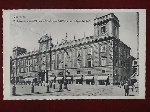 PIACENZA PIAZZA CAVALLI NON VIAGGIATA #5084