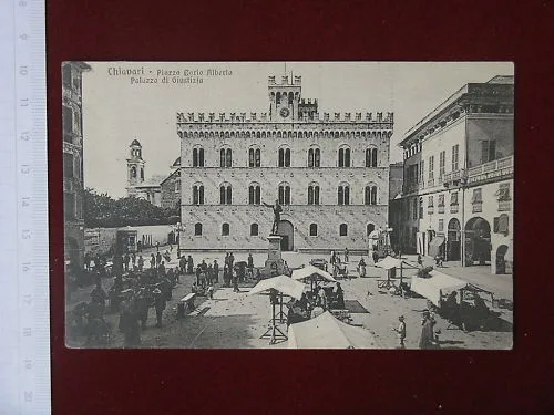 CHIAVARI Piazza Carlo Alberto animata non viaggiata anni 20 #4045