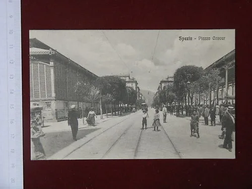 SPEZIA Piazza Cavour animata non viaggiata anni 30 #4052