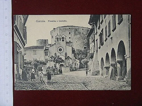 GORIZIA Piazzetta e Castello no viaggiata anni 20 #3902
