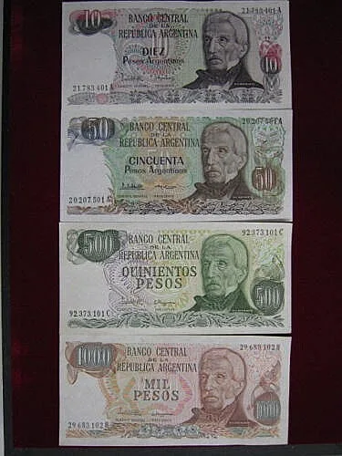 ARGENTINA lotto di 4 banconote S. MARTIN #B572