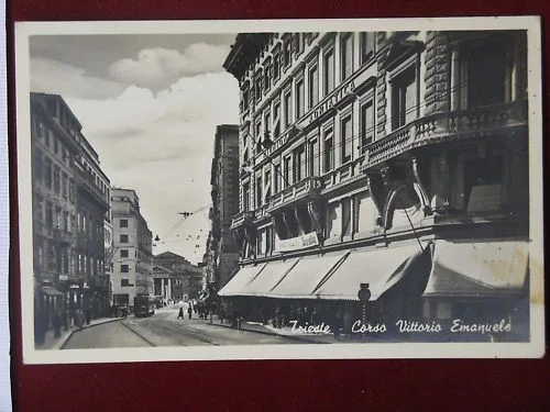 TRIESTE Corso Vittorio Emanuele non viaggiata anni 40 animata #5709