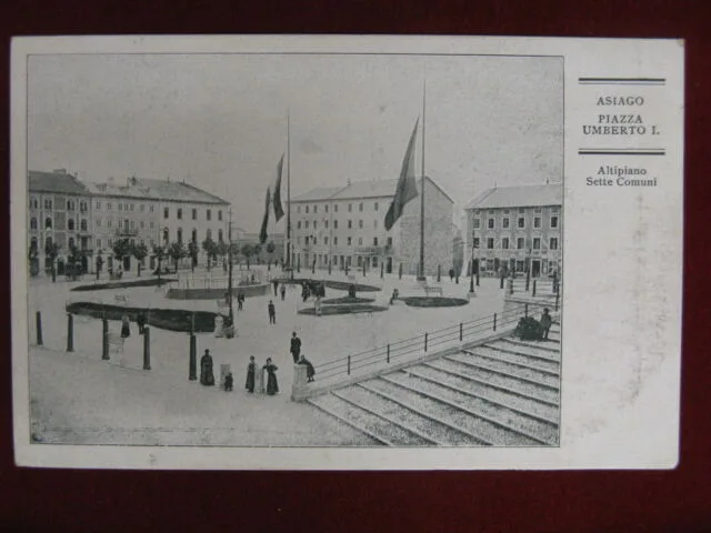 ASIAGO Piazza Umberto I anni 10 non viaggiata #11953