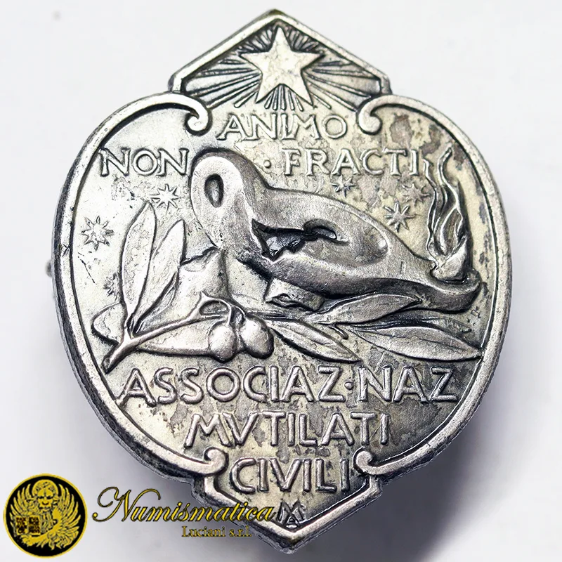 Distintivo ASSOCIAZIONE NAZIONALE MUTILATI CIVILI 20×17 mm #714